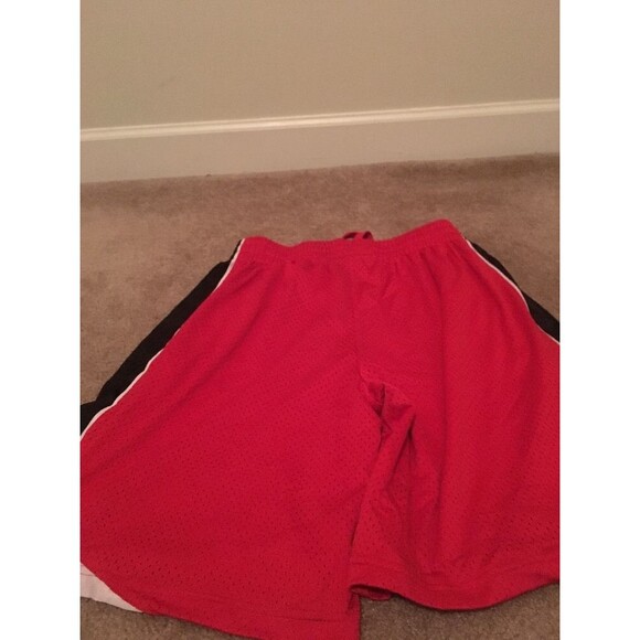Colosseum Men's NC State Wolfpack Shorts Basketball Size XL Multi-Color - Picture 8 of 9